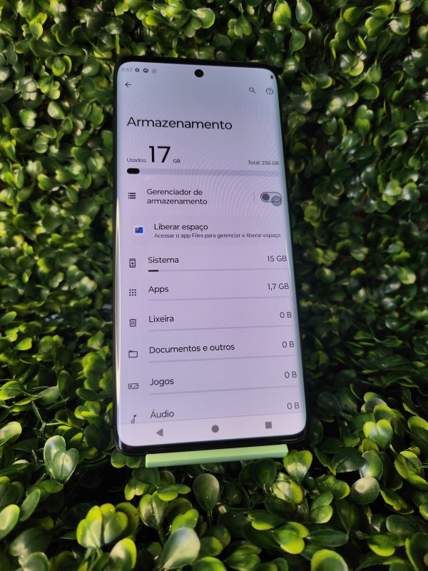 Motorola Edge 40 Neo 5G 256GB - SEMINOVO - Imagem 3