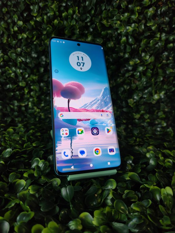 Motorola Moto Edge 40 Neo 5G 256GB - SEMINOVO - Imagem 4