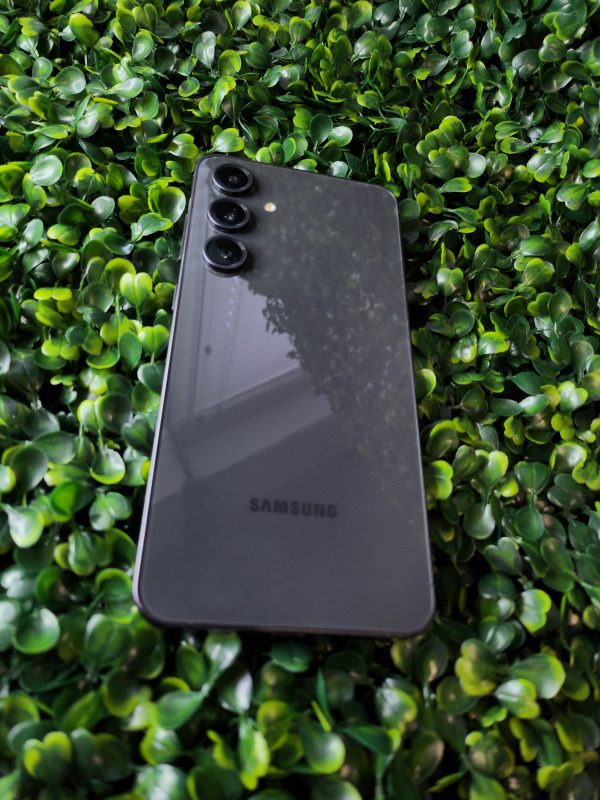 Samsung Galaxy S24 FE 5G 256GB - SEMINOVO - Imagem 4